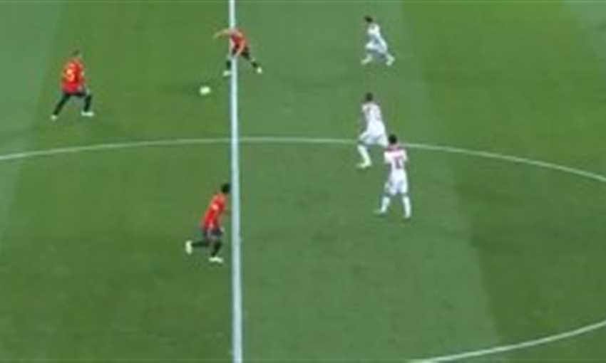 أهداف تعادل إسبانيا والمغرب 2-2 (كأس العالم) أهداف تعادل إسبانيا والمغرب 2-2 (كأس العالم)