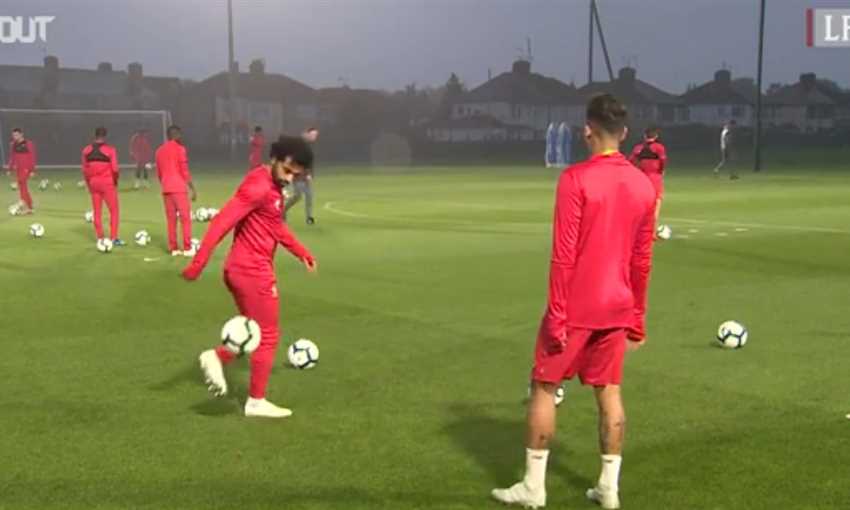 استعراض صلاح وفيرمينو في مران ليفربول استعراض صلاح وفيرمينو في مران ليفربول