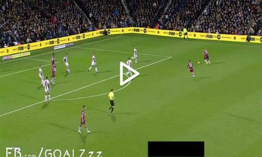 هدف حجازي بالخطأ في مرماه أمام أستون فيلا هدف حجازي بالخطأ في مرماه أمام أستون فيلا