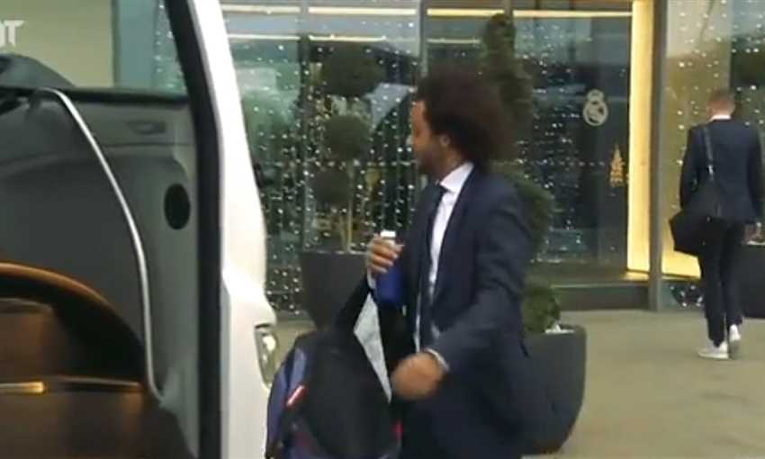كواليس رحلة ريال مدريد إلى الإمارات استعدادا للمونديال كواليس رحلة ريال مدريد إلى الإمارات استعدادا للمونديال