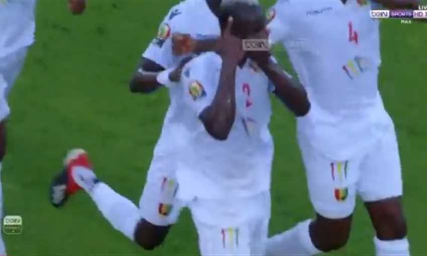 هدف غينيا الأول أمام بوروندي (محمد ياتارا) هدف غينيا الأول أمام بوروندي (محمد ياتارا)
