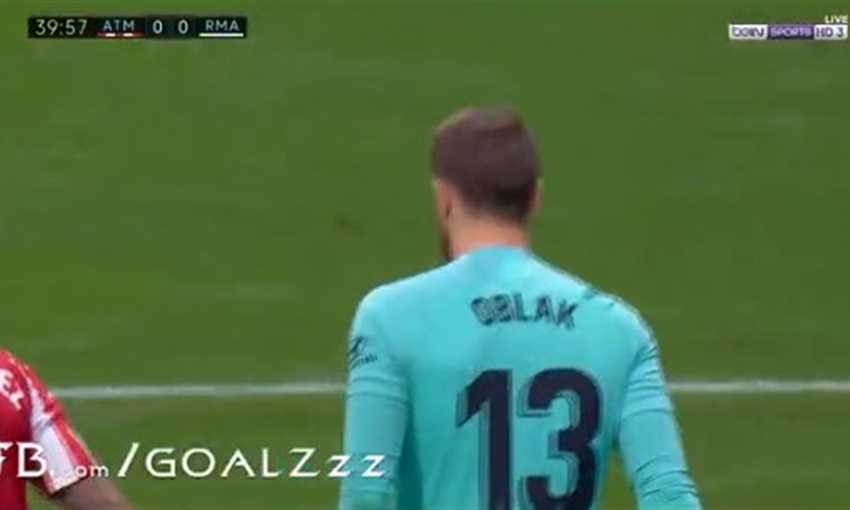 أوبلاك يحرم كروس من هدف رائع أوبلاك يحرم كروس من هدف رائع