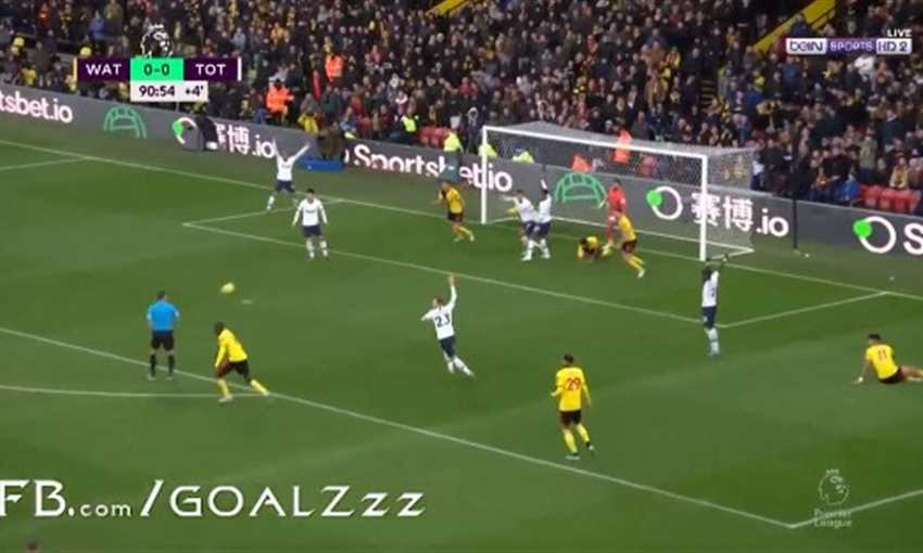 فرصة عجيبة لـ توتنام في آخر دقيقة أمام واتفورد فرصة عجيبة لـ توتنام في آخر دقيقة أمام واتفورد