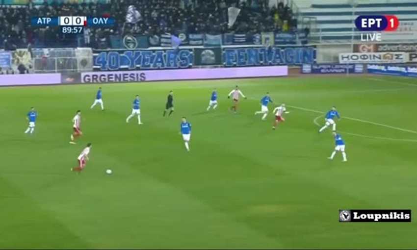 كوكا يسجل هدفا قاتلا لـ أولمبياكوس في الدوري اليوناني كوكا يسجل هدفا قاتلا لـ أولمبياكوس في الدوري اليوناني