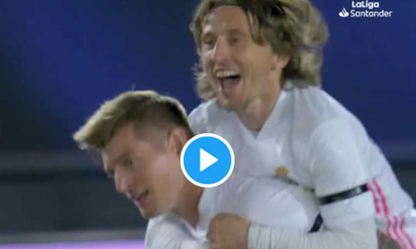 ملخص فوز ريال مدريد على برشلونة 1/2 (كلاسيكو الدوري الإسباني) ملخص فوز ريال مدريد على برشلونة 1/2 (كلاسيكو الدوري الإسباني)