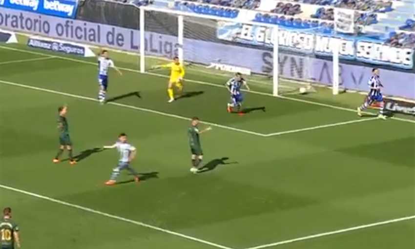 ملخص فوز ألافيس على ويسكا 1-0 (الدوري الإسباني) ملخص فوز ألافيس على ويسكا 1-0 (الدوري الإسباني)