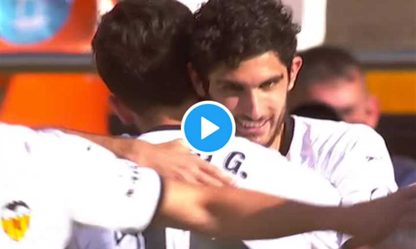 ملخص فوز فالنسيا على إيبار 4-1 (الدوري الإسباني) ملخص فوز فالنسيا على إيبار 4-1 (الدوري الإسباني)