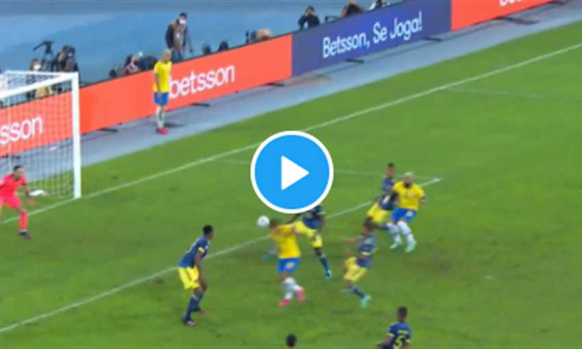 هدف تعادل البرازيل الجدلي أمام كولومبيا - فيرمينو (كوبا أمريكا) هدف تعادل البرازيل الجدلي أمام كولومبيا - فيرمينو (كوبا أمريكا)