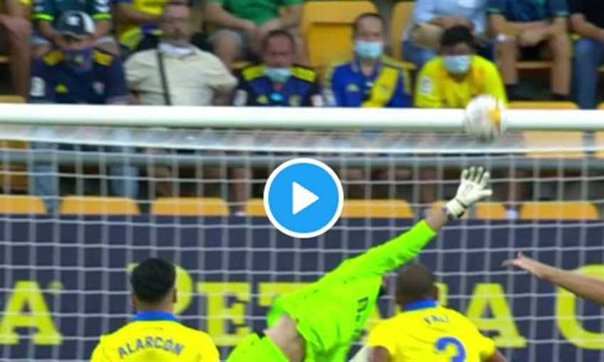 ملخص تعادل قادش وفالنسيا 0-0 (الدوري الإسباني) ملخص تعادل قادش وفالنسيا 0-0 (الدوري الإسباني)