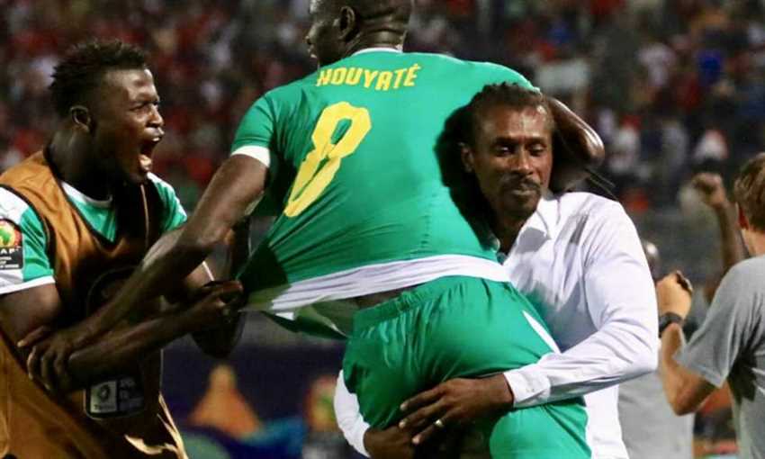 ملخص فوز السنغال على ناميبيا 3-1 (تصفيات كأس العالم 2022) ملخص فوز السنغال على ناميبيا 3-1 (تصفيات كأس العالم 2022)