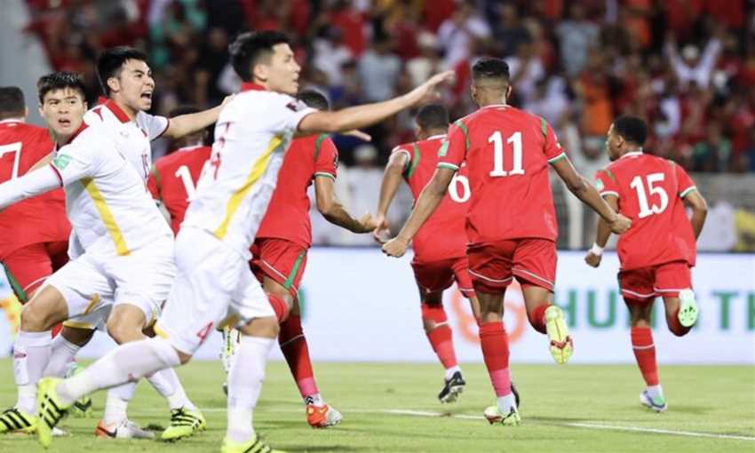 ملخص فوز عُمان على فيتنام 3-1 (تصفيات كأس العالم 2022) ملخص فوز عُمان على فيتنام 3-1 (تصفيات كأس العالم 2022)
