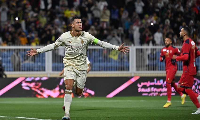 ثلاثية كريستيانو رونالدو مع النصر أمام ضمك ثلاثية كريستيانو رونالدو مع النصر أمام ضمك