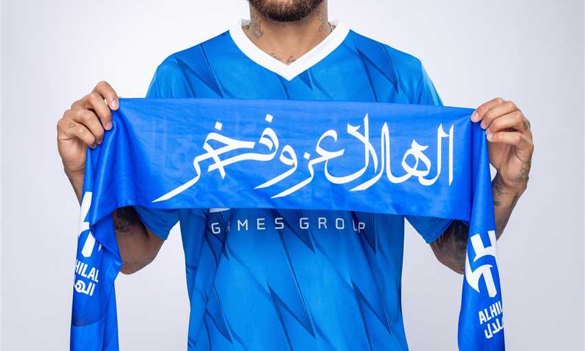 نيمار يتحدث لأول مرة بعد انتقاله إلى الهلال: رونالدو وُصف بالمجنون نيمار يتحدث لأول مرة بعد انتقاله إلى الهلال: رونالدو وُصف بالمجنون