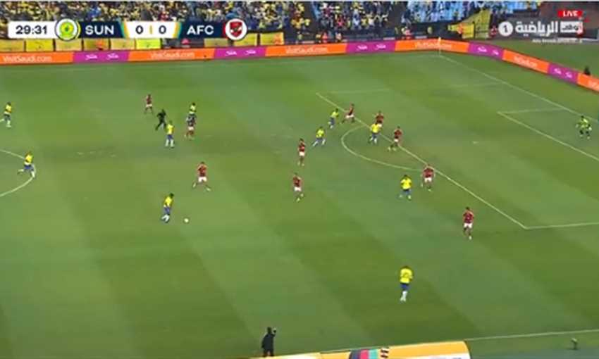 الشناوي يتألق ويمنع هدفا محققا أمام صنداونز الشناوي يتألق ويمنع هدفا محققا أمام صنداونز