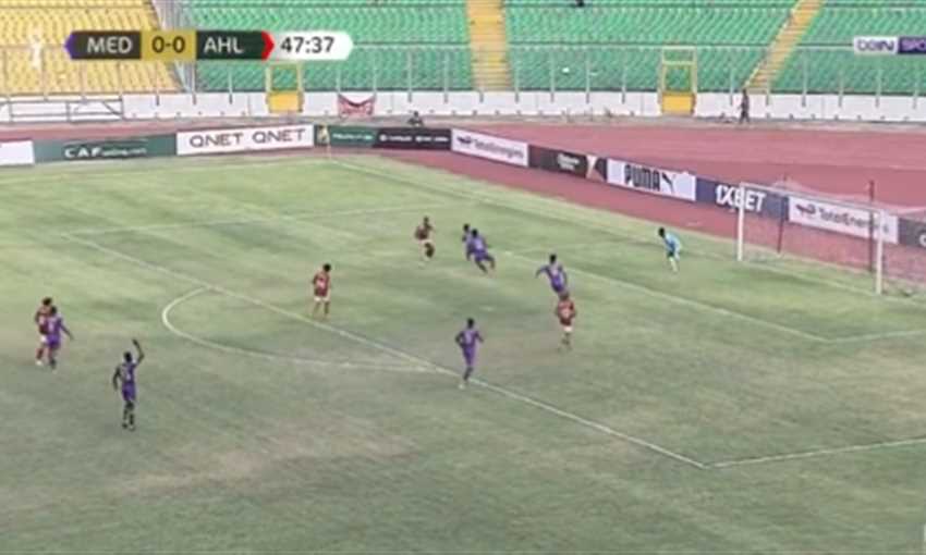 هدف الأهلي الأول ضد ميدياما - حسين الشحات (دوري أبطال إفريقيا) هدف الأهلي الأول ضد ميدياما - حسين الشحات (دوري أبطال إفريقيا)