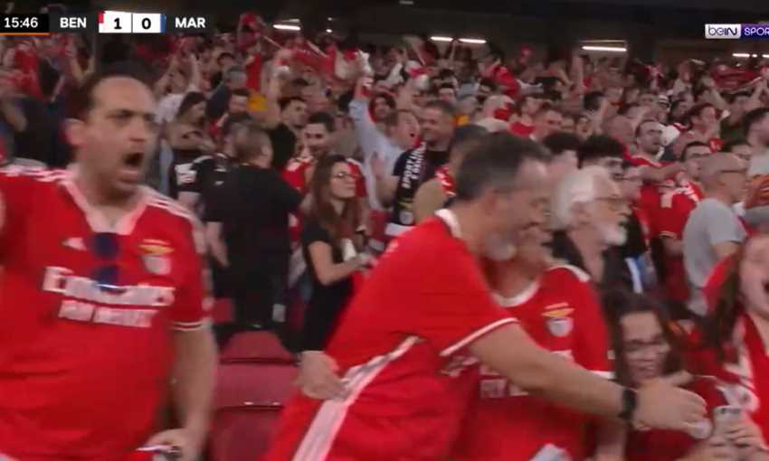 ملخص فوز بنفيكا على مارسيليا 2-1 (الدوري الأوروبي) ملخص فوز بنفيكا على مارسيليا 2-1 (الدوري الأوروبي)