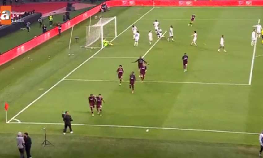 هدف طرابزون سبور الثاني ضد بيشكتاش - نيكولاس بيبي (كأس تركيا) هدف طرابزون سبور الثاني ضد بيشكتاش - نيكولاس بيبي (كأس تركيا)