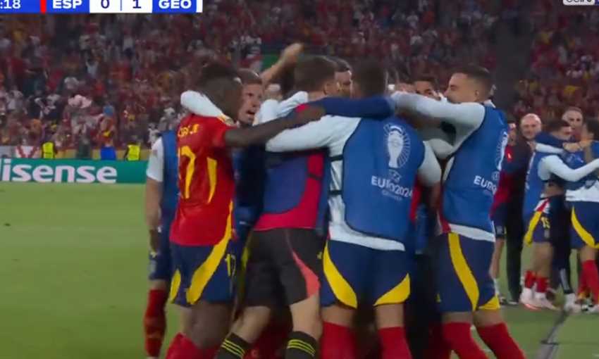 هدف إسبانيا الأول ضد جورجيا - رودري (يورو 2024) هدف إسبانيا الأول ضد جورجيا - رودري (يورو 2024)