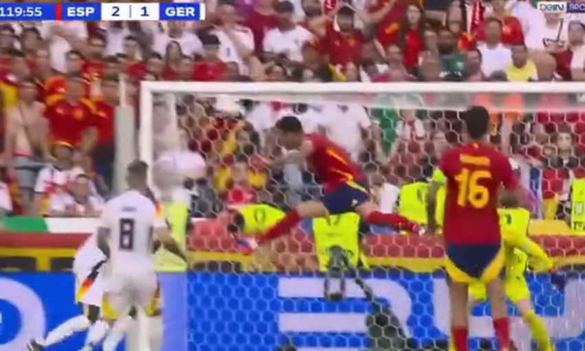 هدف فوز إسبانيا القاتل ضد ألمانيا - ميكيل ميرينو (يورو 2024) هدف فوز إسبانيا القاتل ضد ألمانيا - ميكيل ميرينو (يورو 2024)