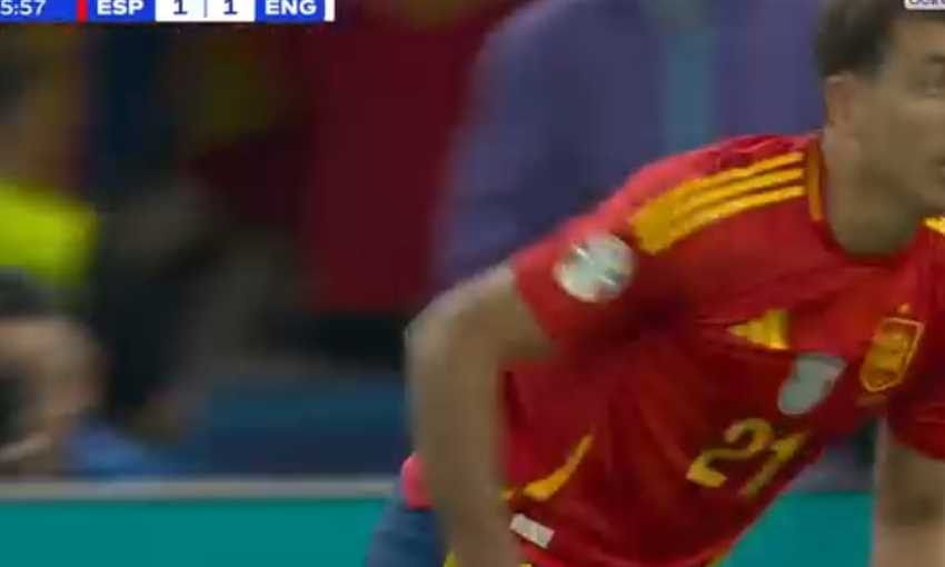 هدف إسبانيا الثاني أمام إنجلترا - ميكيل أويارزبال (نهائي يورو 2024) هدف إسبانيا الثاني أمام إنجلترا - ميكيل أويارزبال (نهائي يورو 2024)
