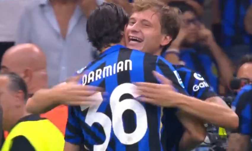 هدف إنتر الثاني الرائع في أتالانتا - نيكولو باريلا (الدوري الإيطالي) هدف إنتر الثاني الرائع في أتالانتا - نيكولو باريلا (الدوري الإيطالي)