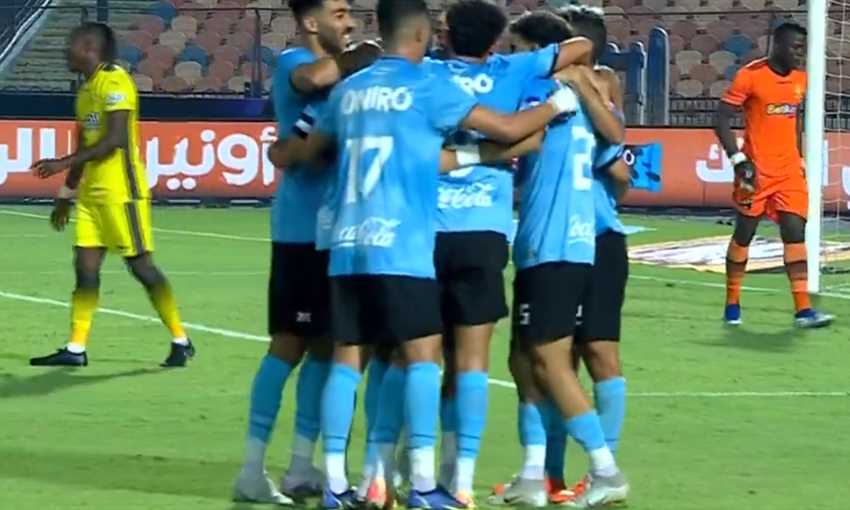 هدف الزمالك الأول في الشرطة الكيني - أحمد مصطفى "زيزو" (الكونفدرالية) هدف الزمالك الأول في الشرطة الكيني - أحمد مصطفى "زيزو" (الكونفدرالية)