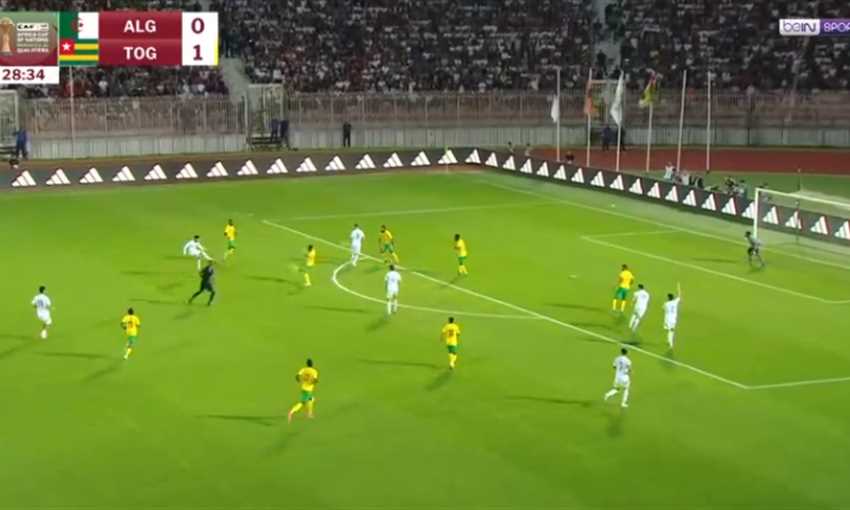 ملخص فوز الجزائر على توجو 5-1 (تصفيات أمم إفريقيا) ملخص فوز الجزائر على توجو 5-1 (تصفيات أمم إفريقيا)
