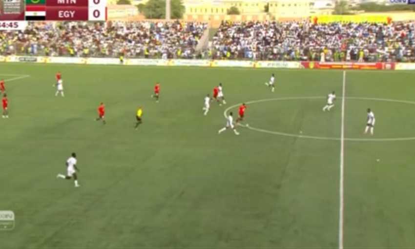 هدف بعيد المدى لـ مصر في شباك موريتانيا - إبراهيم عادل (تصفيات أمم إفريقيا) هدف بعيد المدى لـ مصر في شباك موريتانيا - إبراهيم عادل (تصفيات أمم إفريقيا)