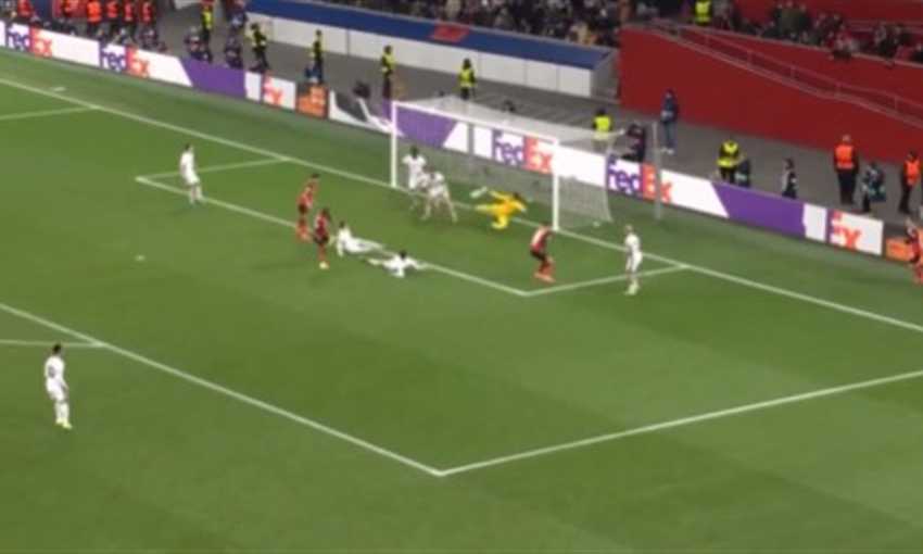 هدف فوز باير ليفركوزن أمام إنتر - نوردي موكيلي (دوري أبطال أوروبا) هدف فوز باير ليفركوزن أمام إنتر - نوردي موكيلي (دوري أبطال أوروبا)