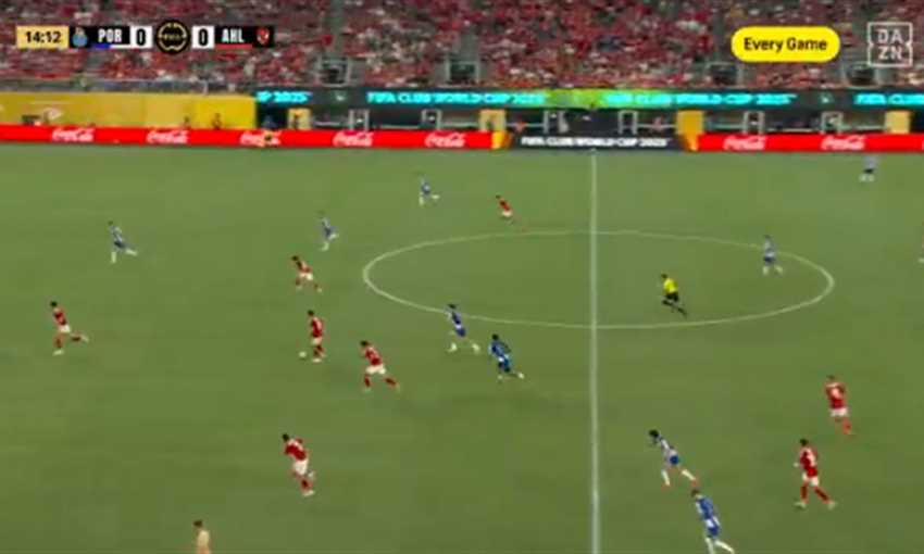 هدف الأهلي الأول ضد بورتو - وسام أبو علي (كأس العالم للأندية) هدف الأهلي الأول ضد بورتو - وسام أبو علي (كأس العالم للأندية)