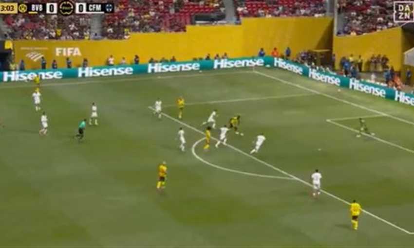 هدف دورتموند الأول في مونتيري - جيراسي (كأس العالم للأندية) هدف دورتموند الأول في مونتيري - جيراسي (كأس العالم للأندية)