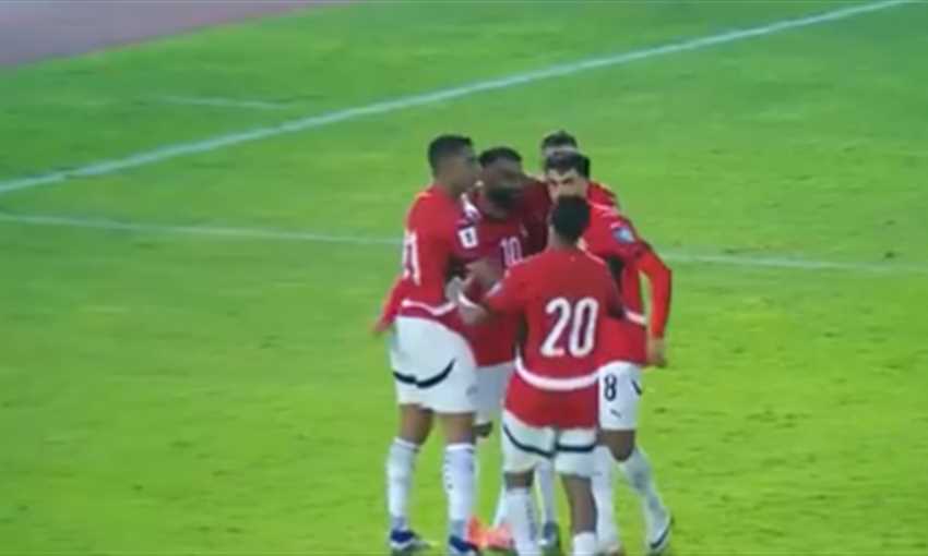 هدف مصر الثالث ضد جيبوتي - محمد صلاح (تصفيات كأس العالم) هدف مصر الثالث ضد جيبوتي - محمد صلاح (تصفيات كأس العالم)