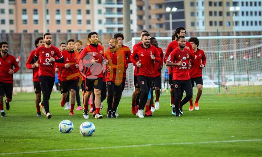 مران الأهلي في الإمارات