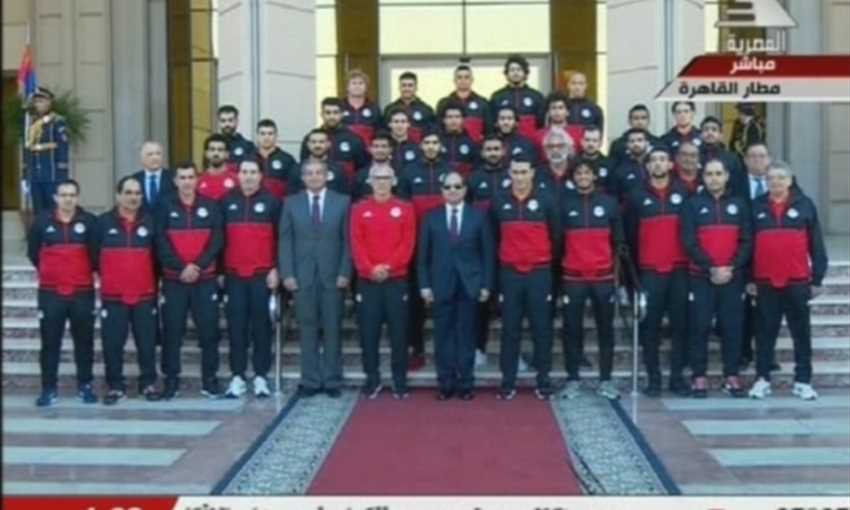 السيسي يستقبل بعثة منتخب مصر
