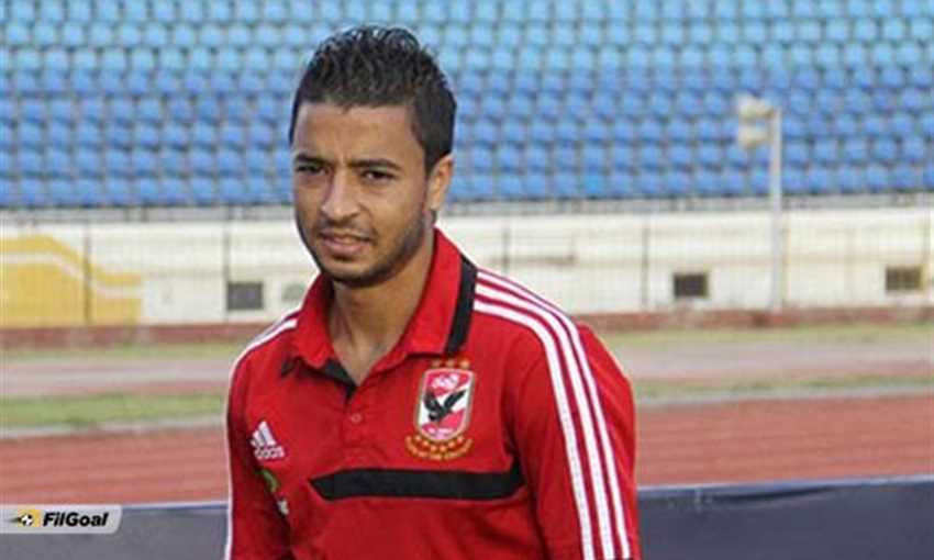باسم علي لاعب الأهلي