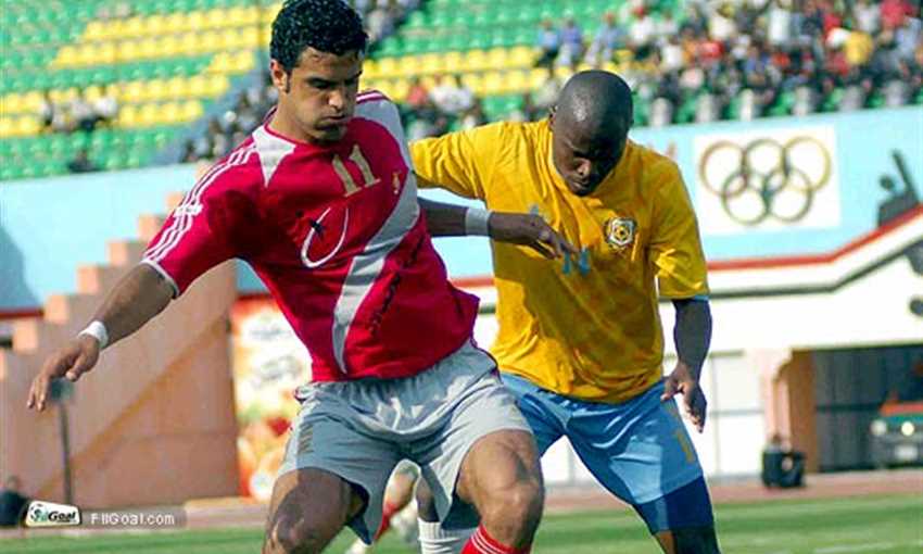 Gaafar (L) joins Zamalek