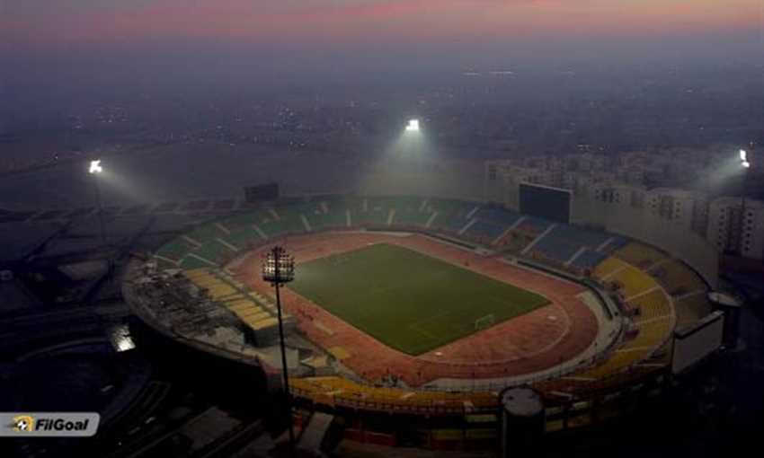 ملعب السلام‎
