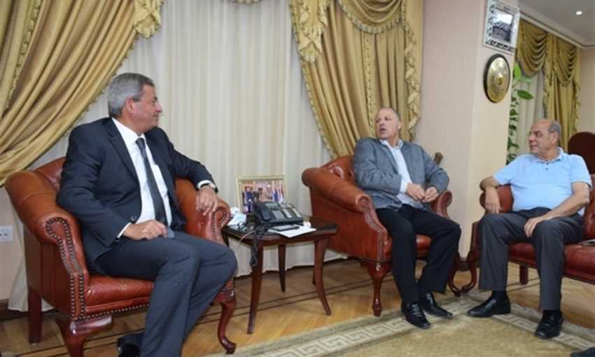 وزير الرياضة يستقبل أبو ريدة