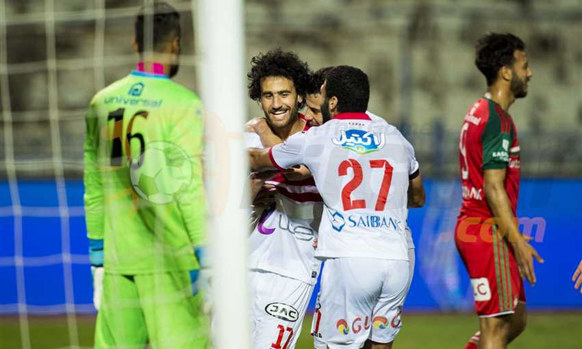 باسم مرسي يحتفل بهدفه في الرجاء مع إيهاب جلال
