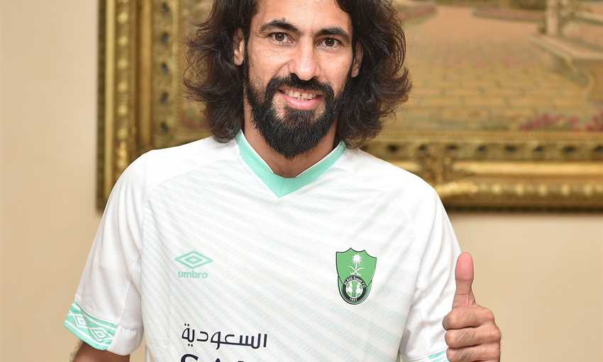 Filgoal حسين عبد الغني لاعب نادي الوطني