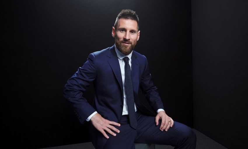 ميسي أفضل لاعب في العالم