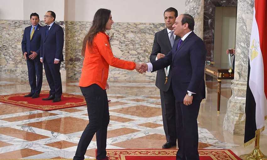 تكريم السيسي لـ نور الشربيني