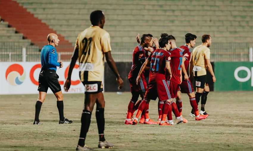 احتفال لاعبو بيراميدز بهدف جون أنتوي في شباك المقاولون العرب