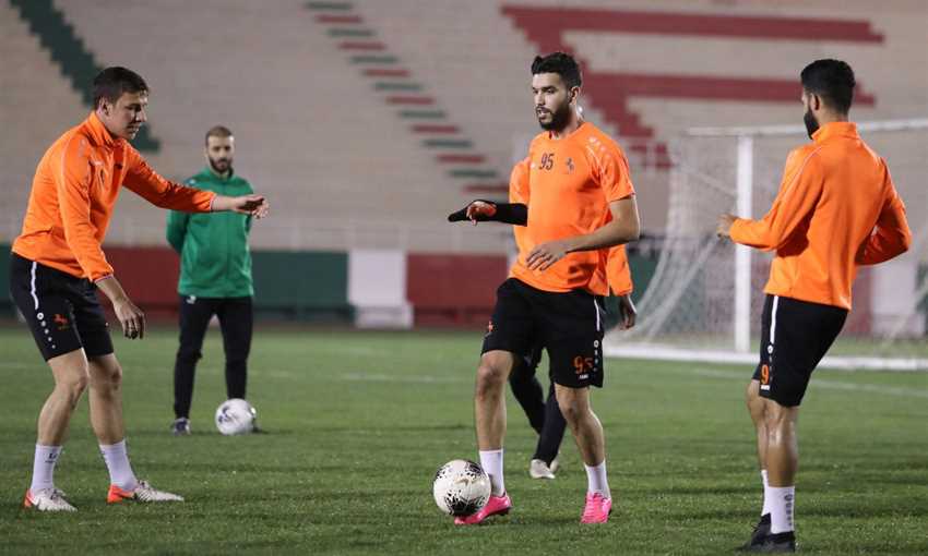 أزارو في تدريبات الاتفاق