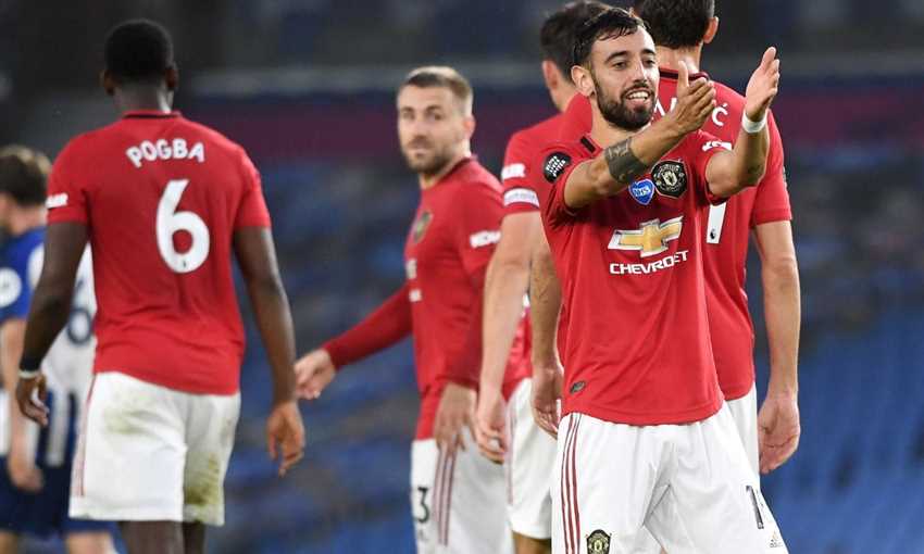 برونو فيرنانديز يحتفل بهدفه ضد برايتون