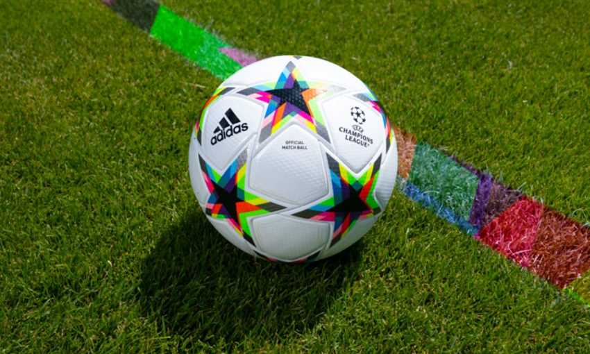 الكرة الرسمية لـ دوري أبطال أوروبا 2022-2023