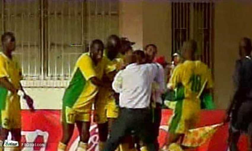 Mauritanian fans invaded the pitch during the half-time