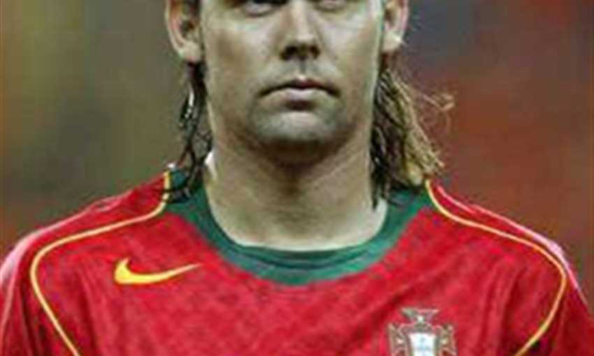 Maniche overlooked by Scolari