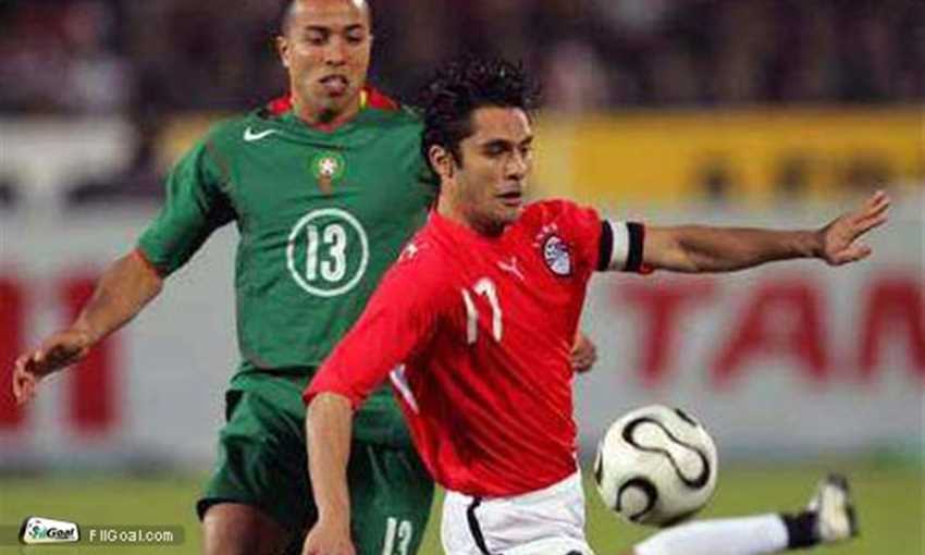 خارجا بقميص المغرب