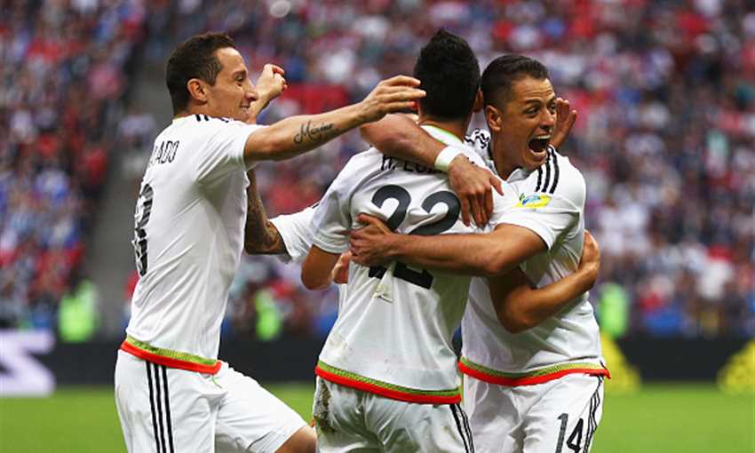 هدف المكسيك الثاني في روسيا عن طريق هيرفينج (كأس القارات)